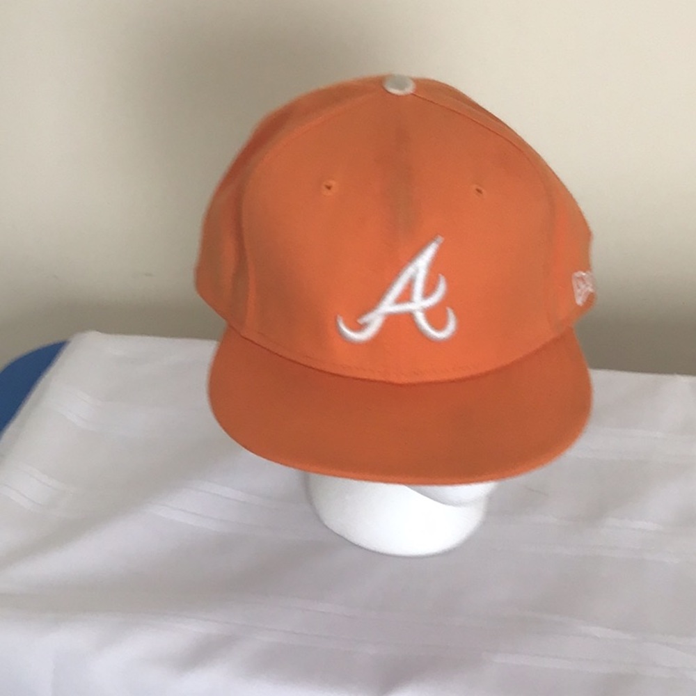 Vintage Atlanta Braves orange new era 59 fifty size 73/4 spots on hat used